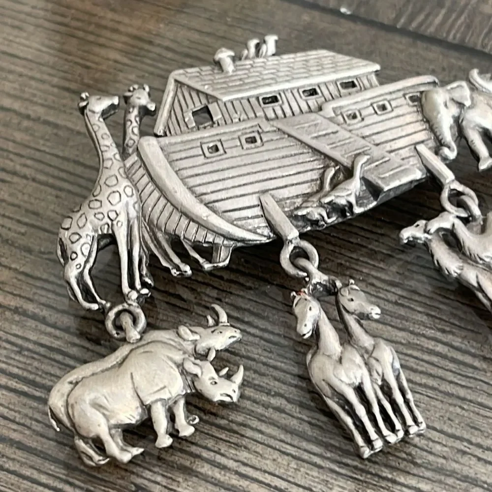 Vintage JJ Jonette Jewelry Pewter Spoontiques Noah’s Ark Animal Pin - Pin Art